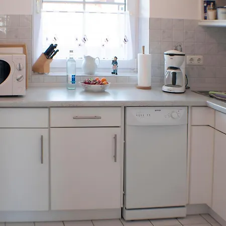 Ferienwohnung Hoops 아파트 그로미츠